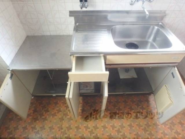 キッチン　収納