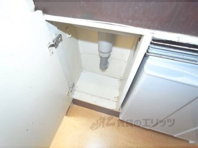 キッチン　収納