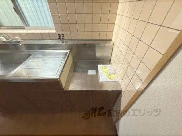 キッチン　コンロ置き場