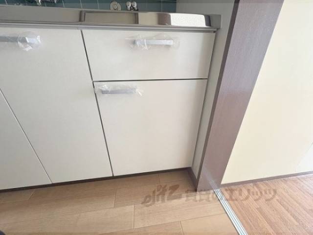 キッチン　下部収納