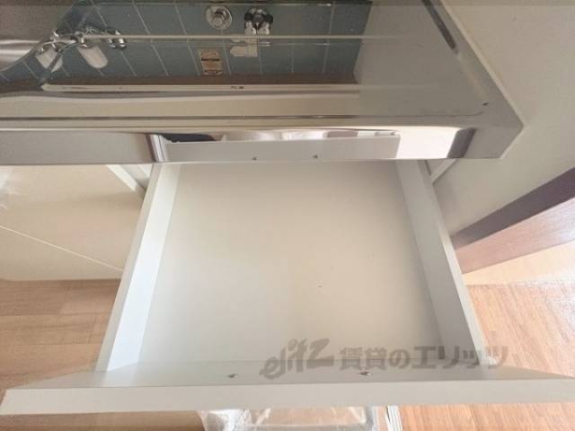 キッチン　下部収納