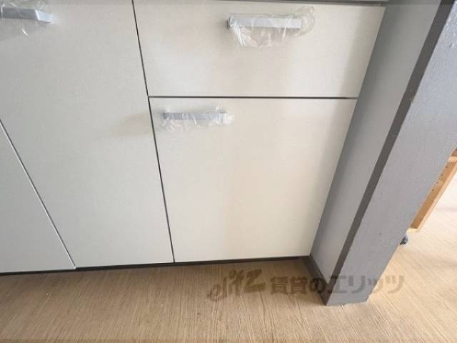 キッチン　下部収納
