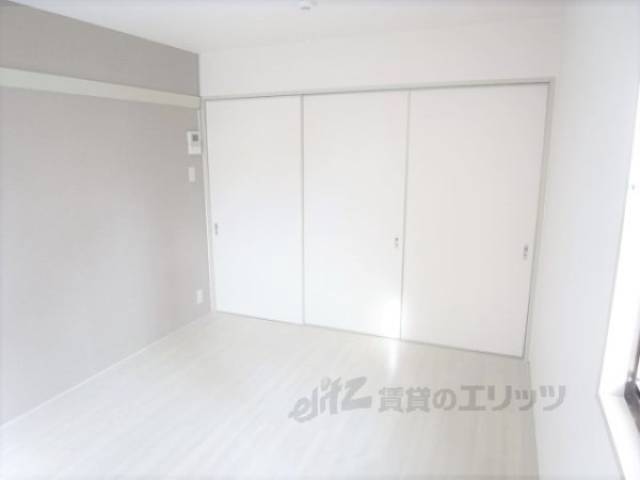 居室　一人暮らし丁度いいスペースの部屋です。