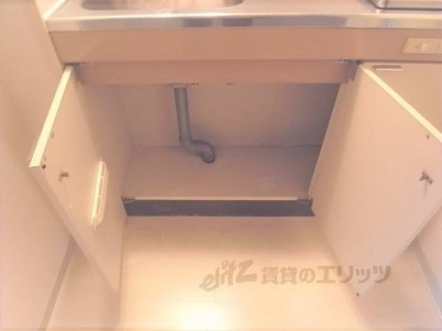 キッチン　下部収納