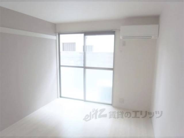 居室　陽当りが良い部屋です。