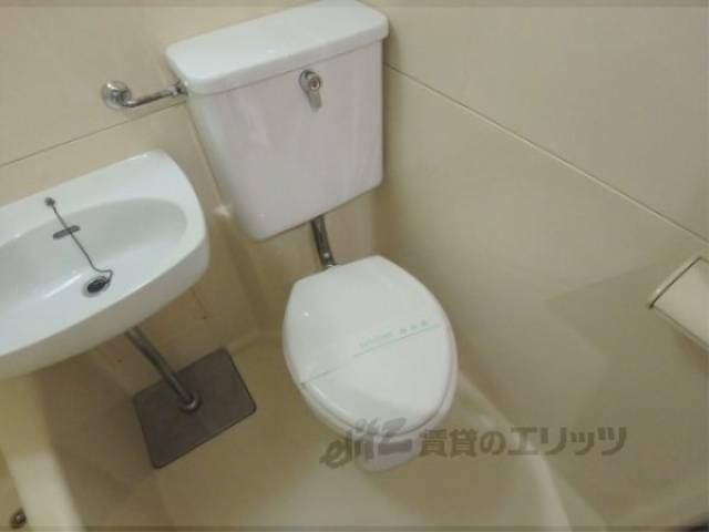 トイレ　トイレが白くてきれいです