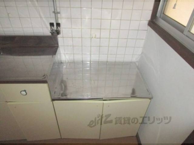 キッチン　コンロ置き場