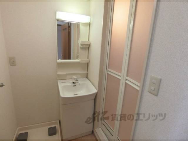 洗面所　独立洗面台