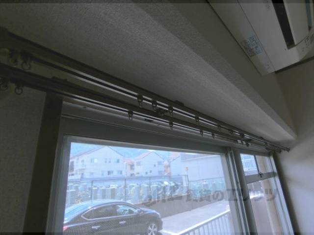 カーテンレール