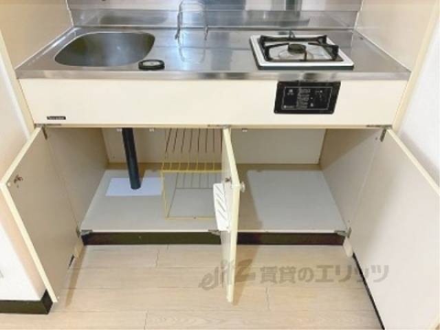 キッチン　下部収納