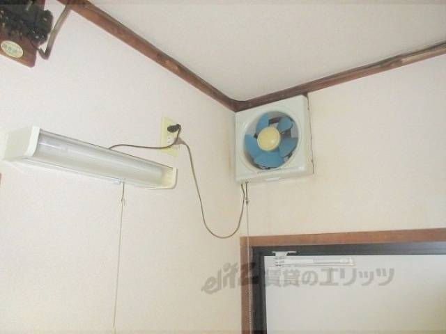 キッチン　換気扇