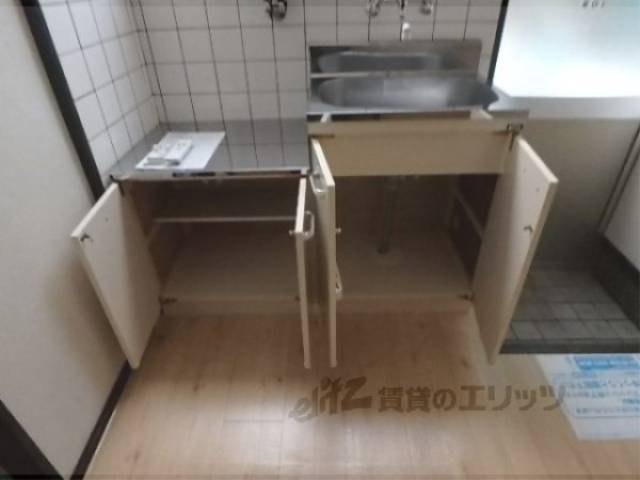 キッチン　キッチン下部収納