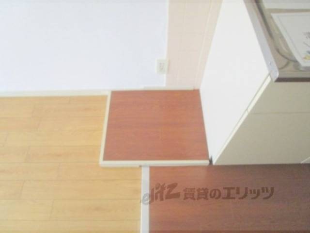 冷蔵庫置場　上収納
