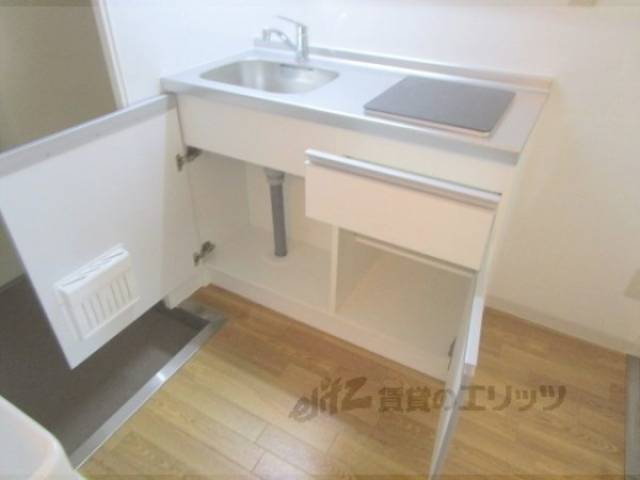 キッチン　下収納