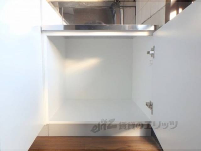 キッチン　下部収納