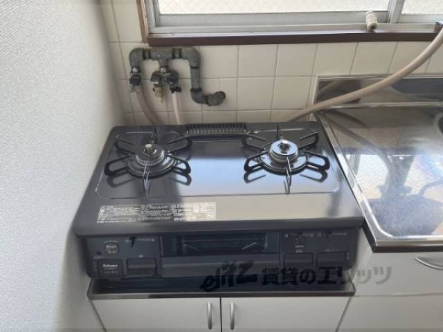 キッチン　コンロ