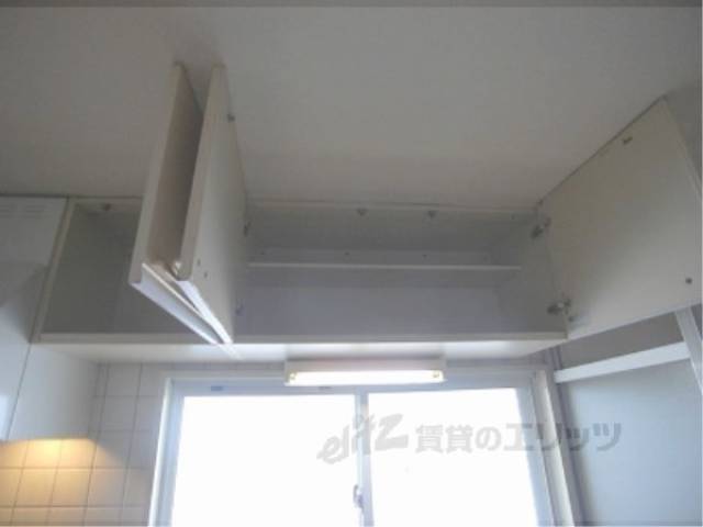 キッチン　収納