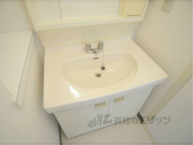 洗面所　独立洗面台