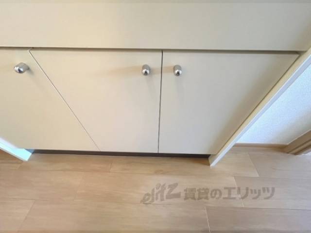 キッチン　下部収納