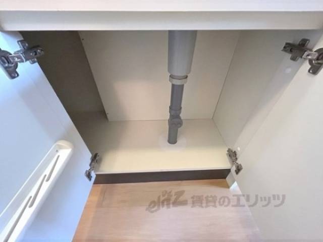 キッチン　下部収納