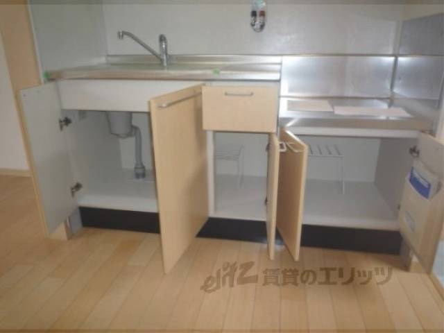 キッチン　キッチン下部収納