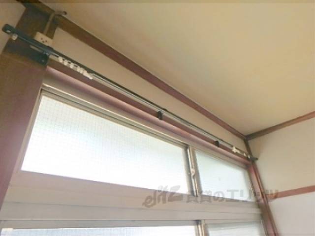 カーテンレール