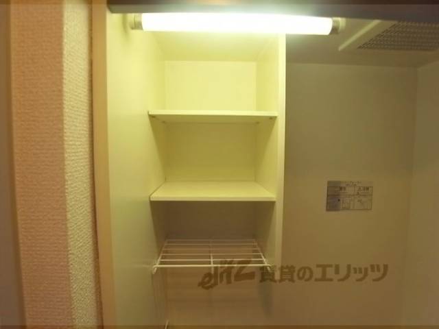 キッチン　棚