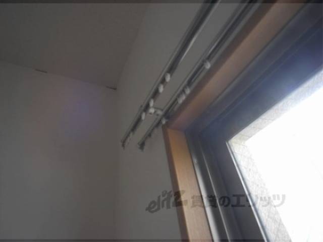 カーテンレール