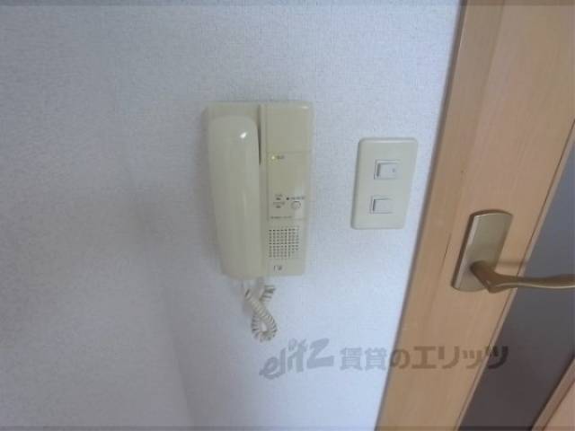 インターホン