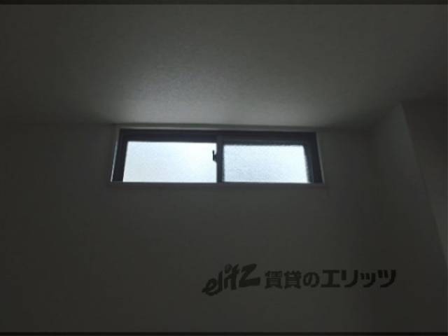 洋室　窓
