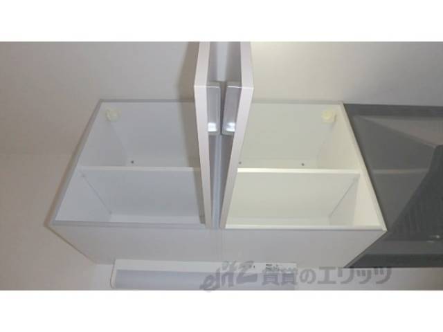 キッチン　収納上部