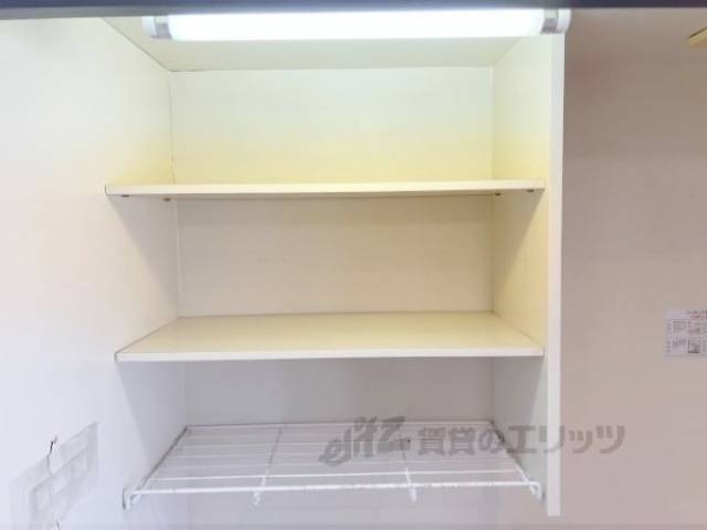 キッチン　収納上部
