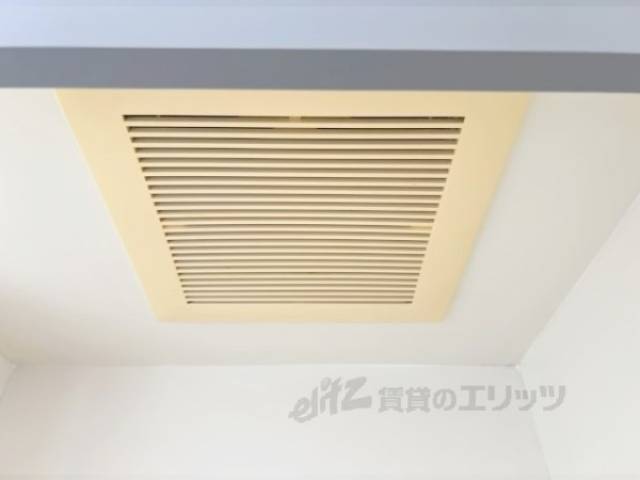 キッチン　換気扇