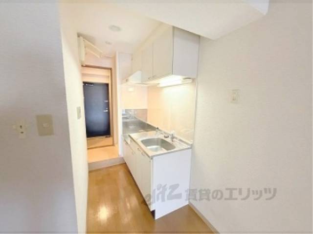 キッチン　２口コンロ設置可です。