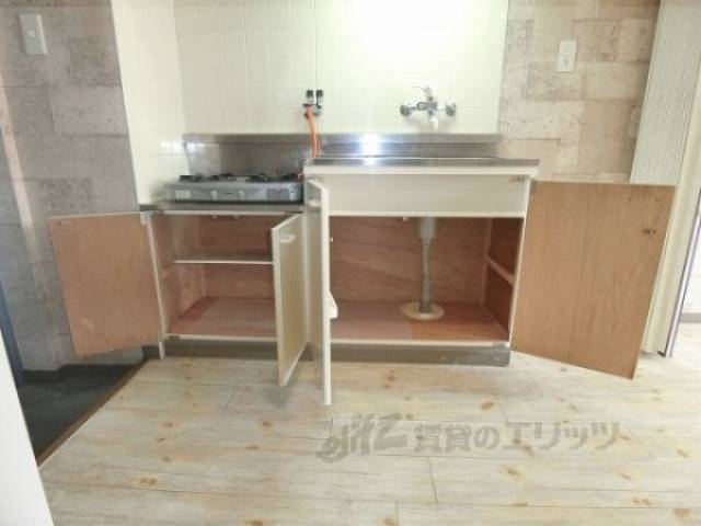 キッチン　収納