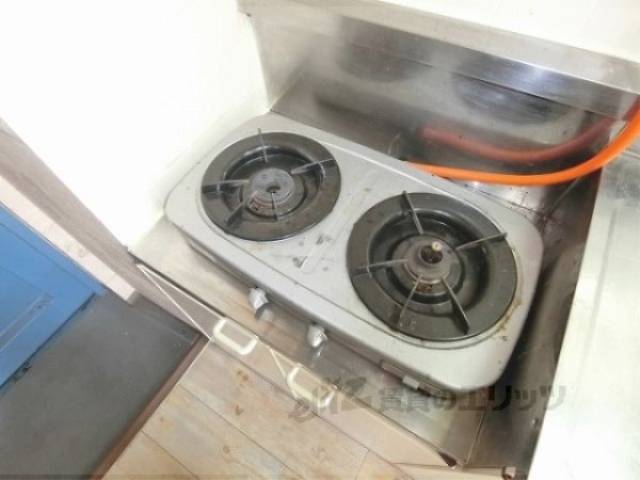 キッチン　2口コンロ