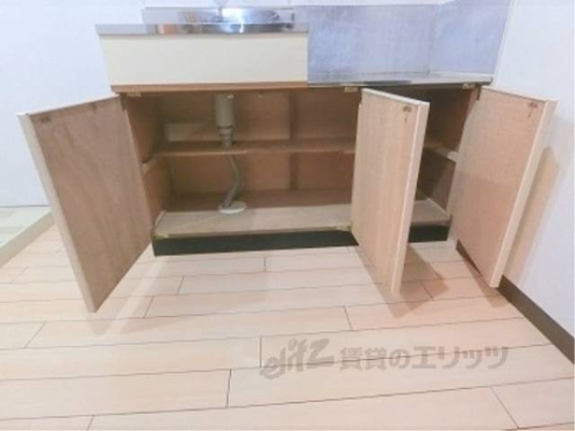 キッチン　下部収納