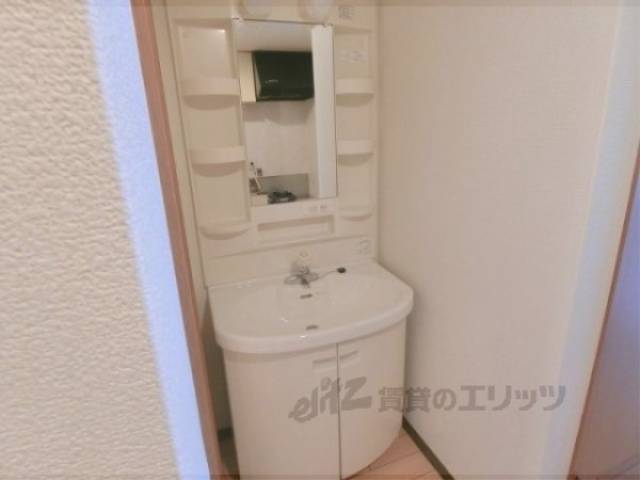 洗面所　独立洗面台