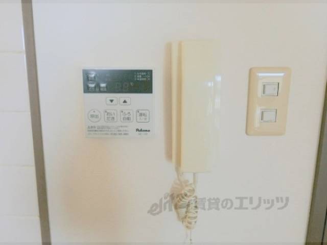 給湯器リモコン　インターフォン