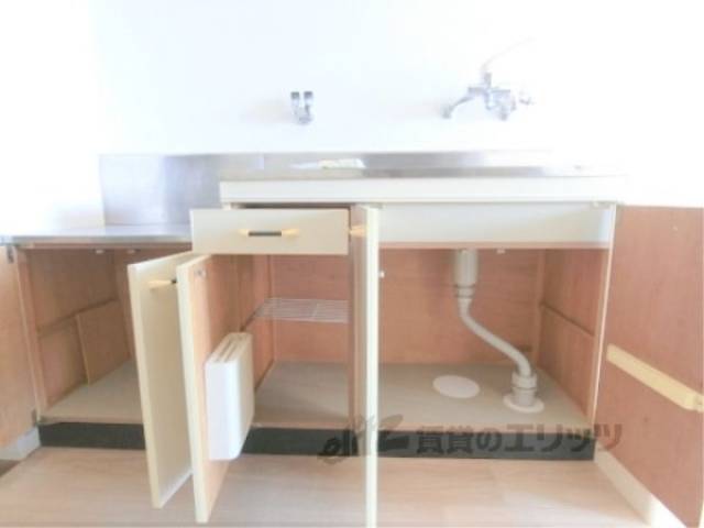 キッチン　下部収納