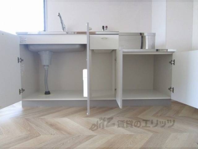 キッチン　下収納