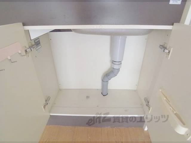 キッチン　包丁入れあり便利です