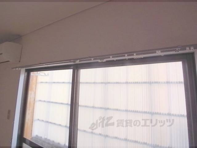 カーテンレール