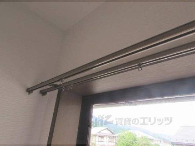 カーテンレール