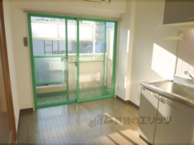 リビング　ダイニング