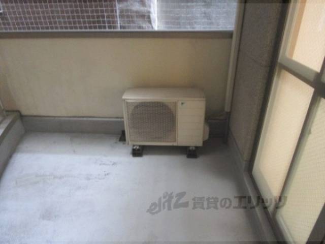 ベランダ　屋内