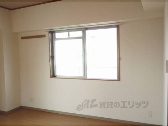 洋室　8.5帖