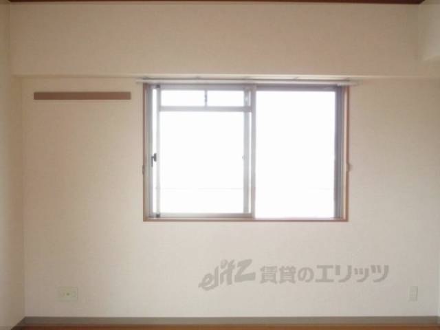 洋室　8.5帖