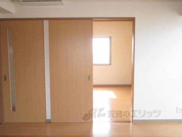 洋室　8.5帖