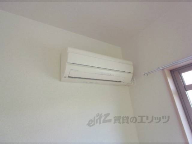 洋室　エアコン